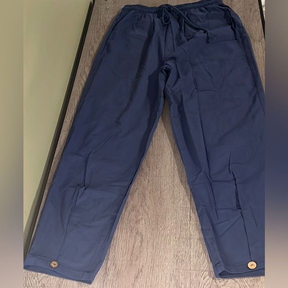 🌸3/$40🌸 NWT Celmia collection blue cargo style pant - Picture 4 of 6